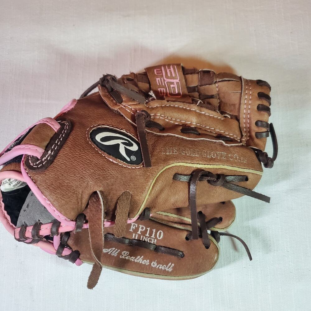 Rawlings FP110 Fastpitch Softball Glove 11 Inch All Leather Shell RHT Brown